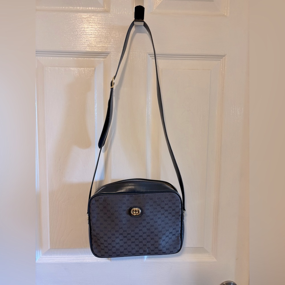 Vintage Gucci Accessory Line Micro GG Monogram Crossbody bag Coin Makeup Pouch - Picture 2 of 12